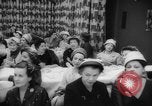 Standbild fashion parade Toronto Ontario Kanada, 1958, aus Sekunde 58 historischem Filmmaterial Videoclip 65675046601