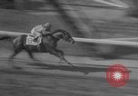 Image course de chevaux Elmont New York USA, 1958, de la seconde 59 séquences d'archives historiques vidéo 65675046608