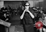 Immagine di Sfilata di moda Budapest Ungheria, 1966, secondo 17 filmato di repertorio 65675046620