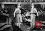 Immagine di Sfilata di moda Budapest Ungheria, 1966, secondo 36 filmato di repertorio 65675046620