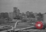 Immagine di Atlanta Braves squadra di baseball in parata sulla Peachtree Street Atlanta Georgia USA, 1966, secondo 9 filmato di repertorio 65675046621