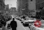 Immagine di Atlanta Braves squadra di baseball in parata sulla Peachtree Street Atlanta Georgia USA, 1966, secondo 29 filmato di repertorio 65675046621