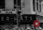 Immagine di Atlanta Braves squadra di baseball in parata sulla Peachtree Street Atlanta Georgia USA, 1966, secondo 39 filmato di repertorio 65675046621