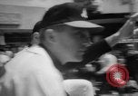 Immagine di Atlanta Braves squadra di baseball in parata sulla Peachtree Street Atlanta Georgia USA, 1966, secondo 42 filmato di repertorio 65675046621