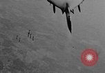 Immagine di Bombardieri Il Vietnam, 1967, secondo 24 filmato di repertorio 65675046624