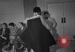 Standbild Rudi Gernreich New York City USA, 1967, aus Sekunde 32 historischem Filmmaterial Videoclip 65675046626