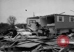 Standbild Tornado und Hochwasser United States USA, 1965, aus Sekunde 33 historischem Filmmaterial Videoclip 65675046628