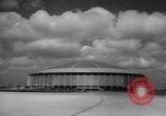 Standbild Die neue Astrodome in Houston Texas Houston Texas USA, 1965, aus Sekunde 8 historischem Filmmaterial Videoclip 65675046629