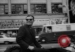 Standbild World Premier Chicago Illinois USA, 1965, aus Sekunde 10 historischem Filmmaterial Videoclip 65675046633