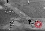 Standbild National Baseball League United States USA, 1962, aus Sekunde 38 historischem Filmmaterial Videoclip 65675046636