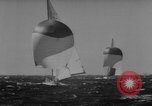 Standbild Americas Cup Regatta von 1962 United States USA, 1962, aus Sekunde 25 historischem Filmmaterial Videoclip 65675046639