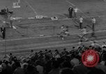 Image aux épreuves d'athlétisme United States USA, 1962, de la seconde 16 séquences d'archives historiques vidéo 65675046640