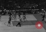 Image Les champions de basket-ball 1962 Cincinnati College United States USA, 1962, de la seconde 15 séquences d'archives historiques vidéo 65675046641