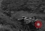 Image soldats tombés dans une embuscade en Corée du Sud, 1963, de la seconde 10 séquences d'archives historiques vidéo 65675046643