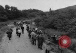 Image soldats tombés dans une embuscade en Corée du Sud, 1963, de la seconde 29 séquences d'archives historiques vidéo 65675046643