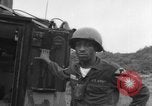 Image soldats tombés dans une embuscade en Corée du Sud, 1963, de la seconde 30 séquences d'archives historiques vidéo 65675046643