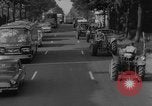 Standbild belgische Bauern Le MONS BELGIEN, 1963, aus Sekunde 10 historischem Filmmaterial Videoclip 65675046644