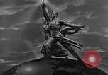 Standbild sowjetischen May Day Feier am Ende der Zweiten Weltkrieg Leningrad Russland Sowjetunion, 1945, aus Sekunde 3 historischem Filmmaterial Videoclip 65675046647