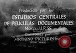 Standbild sowjetischen May Day Feier am Ende der Zweiten Weltkrieg Leningrad Russland Sowjetunion, 1945, aus Sekunde 24 historischem Filmmaterial Videoclip 65675046647