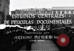 Standbild sowjetischen May Day Feier am Ende der Zweiten Weltkrieg Leningrad Russland Sowjetunion, 1945, aus Sekunde 29 historischem Filmmaterial Videoclip 65675046647