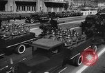 Standbild May Day Feier Kiew Ukraine, 1946, aus Sekunde 34 historischem Filmmaterial Videoclip 65675046648