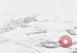 Standbild Air Strike Vietnam, 1966, aus Sekunde 44 historischem Filmmaterial Videoclip 65675046651