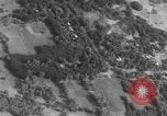 Standbild Air Strike Vietnam, 1966, aus Sekunde 51 historischem Filmmaterial Videoclip 65675046651