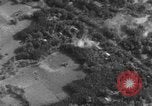 Standbild Air Strike Vietnam, 1966, aus Sekunde 61 historischem Filmmaterial Videoclip 65675046651