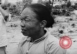 Immagine di Danni dovuti a sgranare Il Vietnam, 1962, secondo 48 filmato di repertorio 65675046658