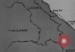 Immagine di Dignitari guarda una sfilata Il Vietnam, 1962, secondo 6 filmato di repertorio 65675046659