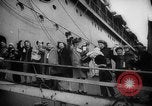 Immagine di British spose di guerra New York United States USA, 1946, secondo 8 filmato di repertorio 65675046678