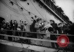 Immagine di British spose di guerra New York United States USA, 1946, secondo 9 filmato di repertorio 65675046678