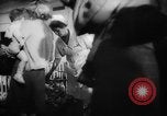 Immagine di British spose di guerra New York United States USA, 1946, secondo 20 filmato di repertorio 65675046678