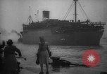 Immagine di British spose di guerra New York United States USA, 1946, secondo 28 filmato di repertorio 65675046678