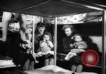 Immagine di British spose di guerra New York United States USA, 1946, secondo 31 filmato di repertorio 65675046678