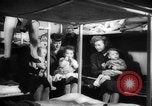 Immagine di British spose di guerra New York United States USA, 1946, secondo 32 filmato di repertorio 65675046678