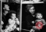 Immagine di British spose di guerra New York United States USA, 1946, secondo 36 filmato di repertorio 65675046678