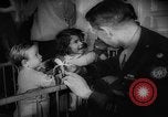Immagine di British spose di guerra New York United States USA, 1946, secondo 52 filmato di repertorio 65675046678