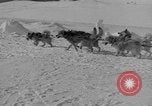 Standbild Aufgabe West Base der Antarktis, 1941, aus Sekunde 34 historischem Filmmaterial Videoclip 65675046682