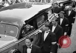 Standbild Frank Moy's Funeral Chicago Illinois USA, 1937, aus Sekunde 26 historischem Filmmaterial Videoclip 65675046689