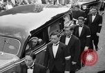 Standbild Frank Moy's Funeral Chicago Illinois USA, 1937, aus Sekunde 27 historischem Filmmaterial Videoclip 65675046689