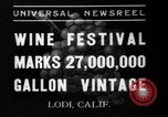 Standbild Wine Festival Lodi California USA, 1937, aus Sekunde 1 historischem Filmmaterial Videoclip 65675046692