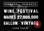 Standbild Wine Festival Lodi California USA, 1937, aus Sekunde 10 historischem Filmmaterial Videoclip 65675046692