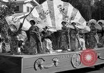 Standbild Wine Festival Lodi California USA, 1937, aus Sekunde 45 historischem Filmmaterial Videoclip 65675046692