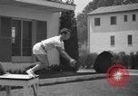 Standbild Georges Suzanne Bel Air California USA, 1937, aus Sekunde 53 historischem Filmmaterial Videoclip 65675046694
