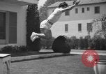 Standbild Georges Suzanne Bel Air California USA, 1937, aus Sekunde 55 historischem Filmmaterial Videoclip 65675046694
