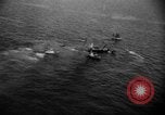 Standbild HMS Thetis submarine Rettungsaktion Liverpool Bay England, 1939, aus Sekunde 12 historischem Filmmaterial Videoclip 65675046698