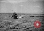 Standbild HMS Thetis submarine Rettungsaktion Liverpool Bay England, 1939, aus Sekunde 29 historischem Filmmaterial Videoclip 65675046698