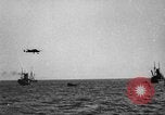 Standbild HMS Thetis submarine Rettungsaktion Liverpool Bay England, 1939, aus Sekunde 39 historischem Filmmaterial Videoclip 65675046698
