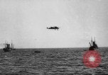 Standbild HMS Thetis submarine Rettungsaktion Liverpool Bay England, 1939, aus Sekunde 40 historischem Filmmaterial Videoclip 65675046698